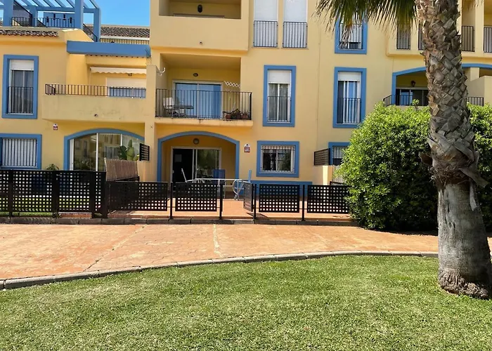 Paradise-serviden Apartmán *