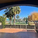 Paradise-serviden Apartman